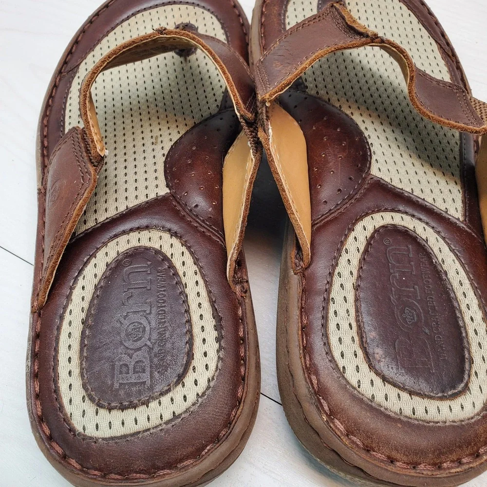 Born Mens Brown Leather Thong Sandals Flip Flops Size 9M Gorpcore Resortwear